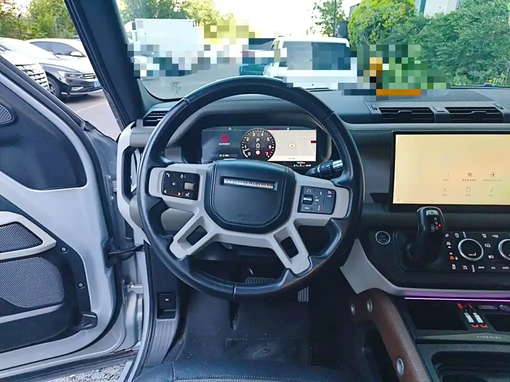 Land Rover Defender — миниатюра 11