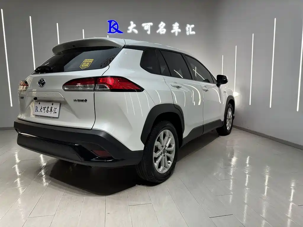 Toyota Frontlander — миниатюра 9