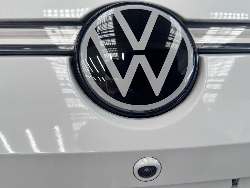 VOLKSWAGEN ID.7 VIZZION