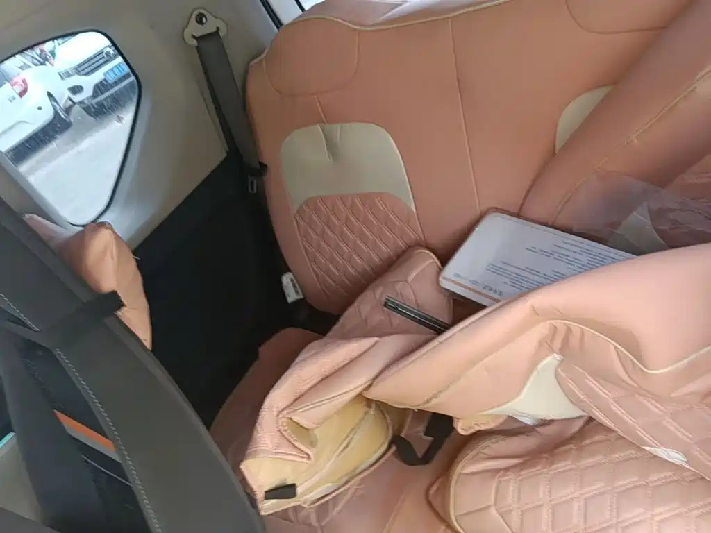 Wuling MINIEV — миниатюра 17