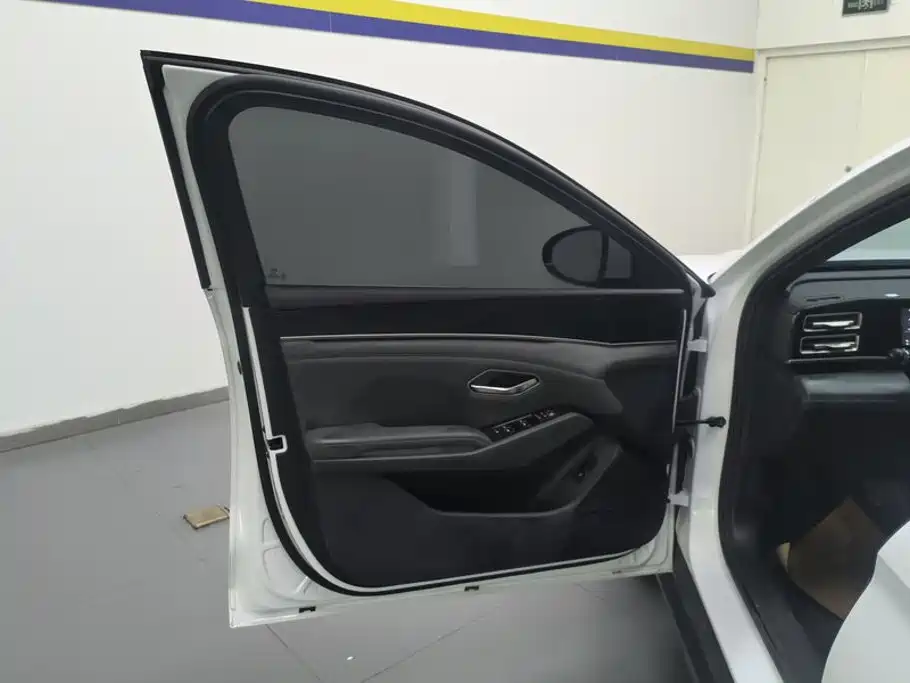 BYD Qin L — миниатюра 7