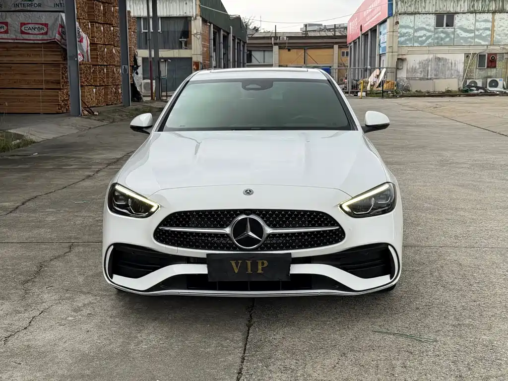 Mercedes-Benz C-Class — миниатюра 2