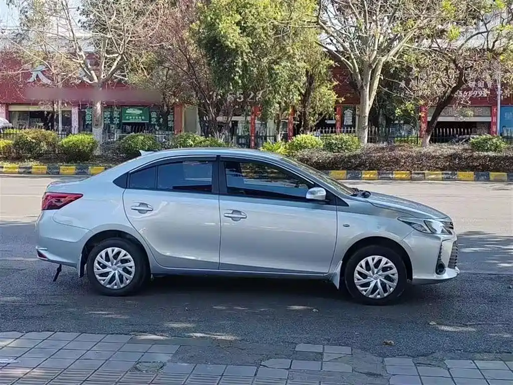 TOYOTA VIOS