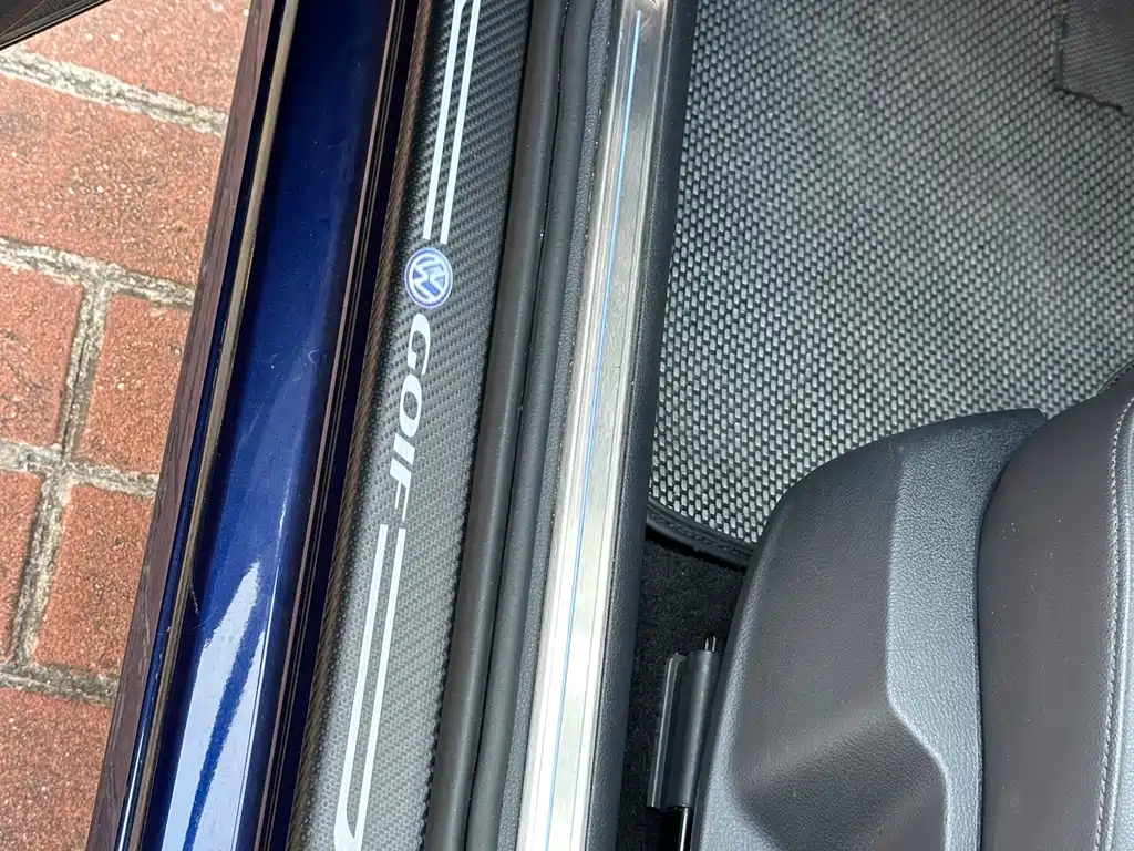 VOLKSWAGEN GOLF NEW ENERGY