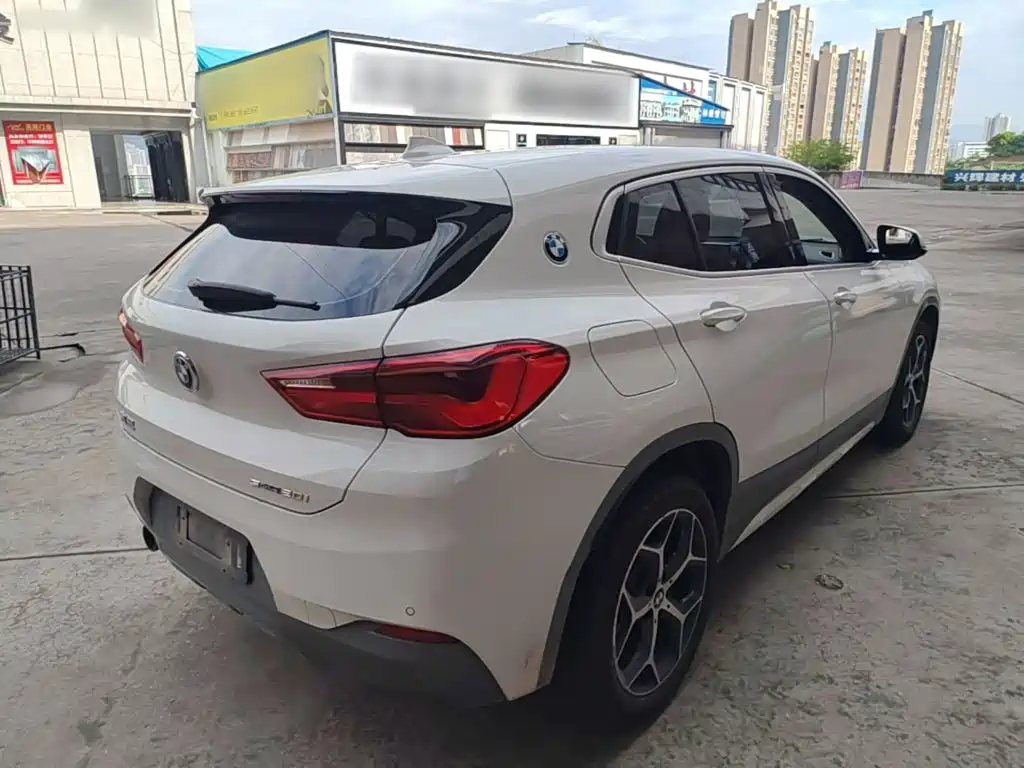 BMW X2 (Import) — миниатюра 7