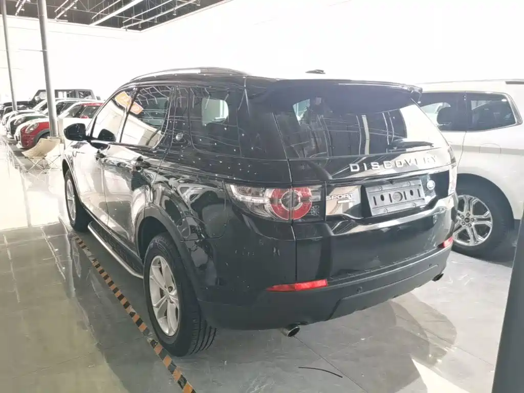 Land Rover Discovery Sport — миниатюра 5
