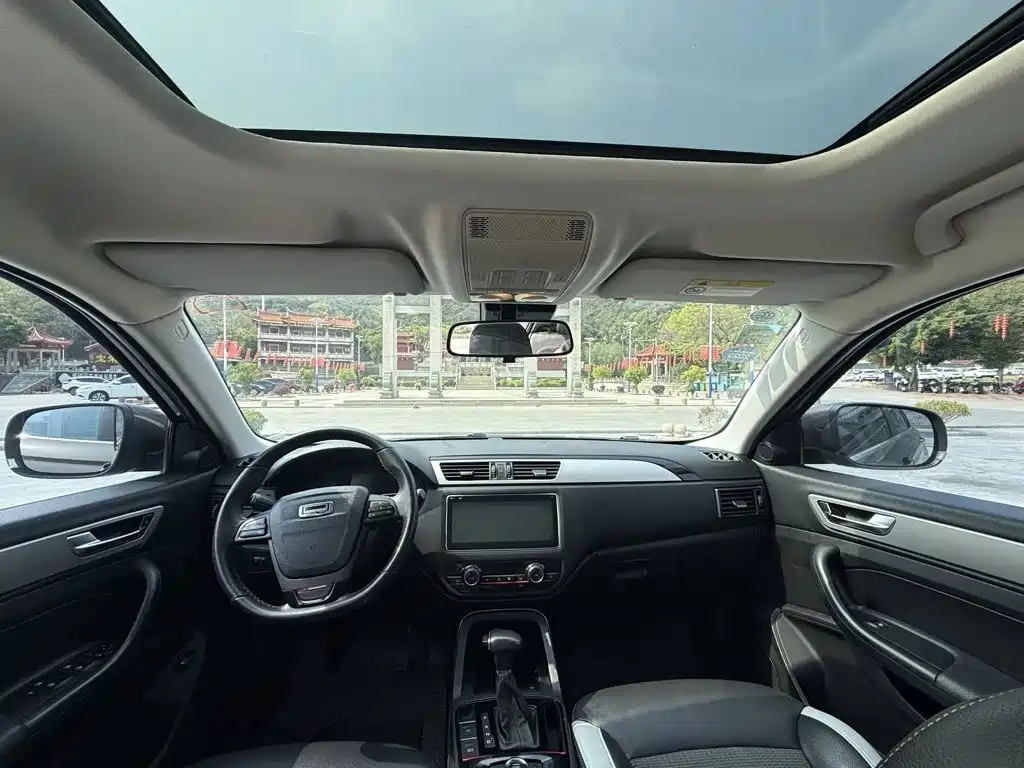 Qoros Qoros 5 — миниатюра 8