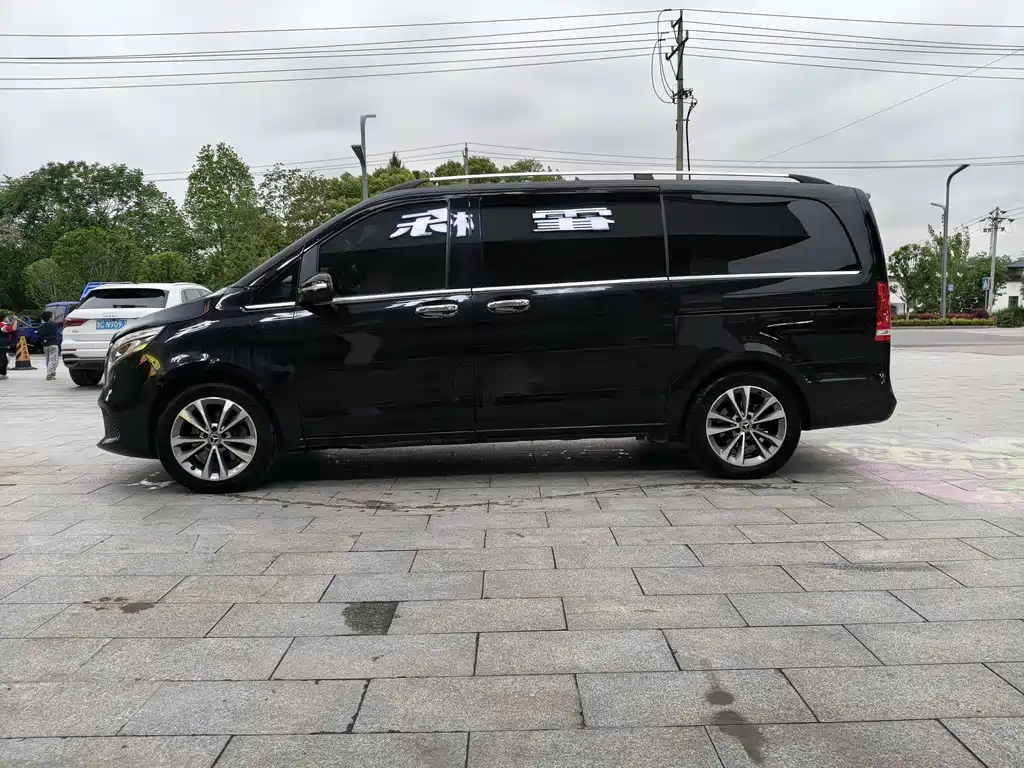 Mercedes-Benz V-Class V 2022 V 260