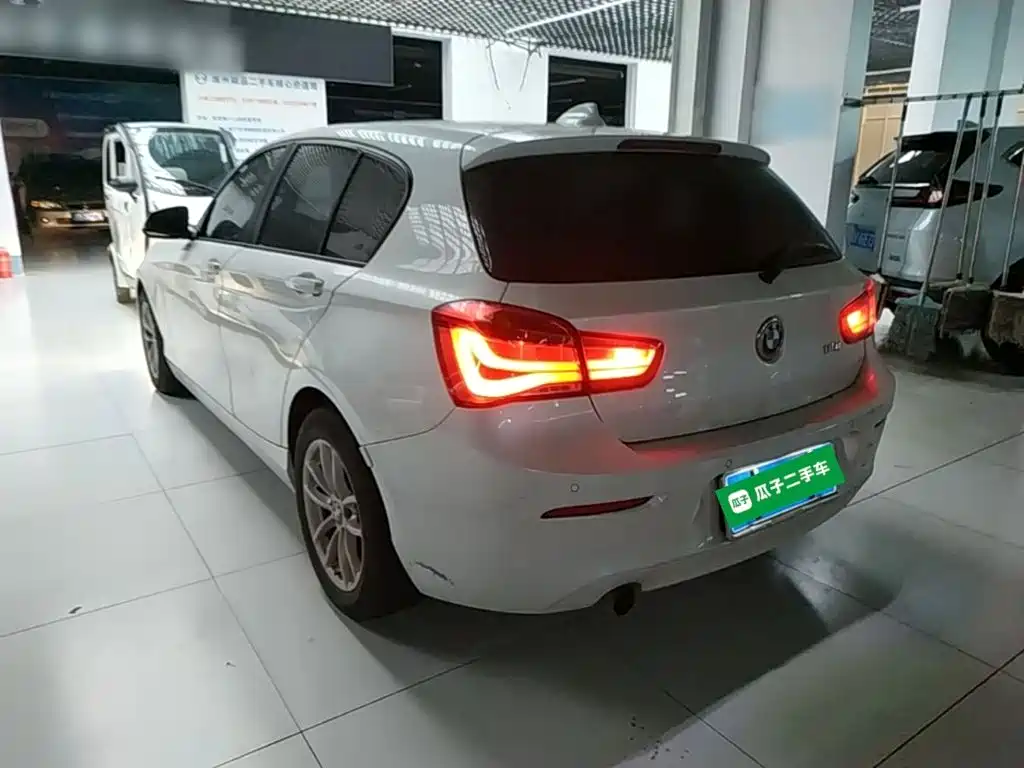BMW 1 Series (Import) — миниатюра 5