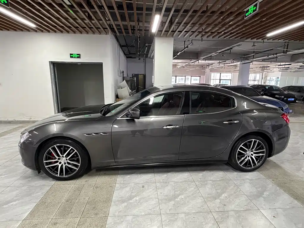 Maserati Ghibli — миниатюра 4