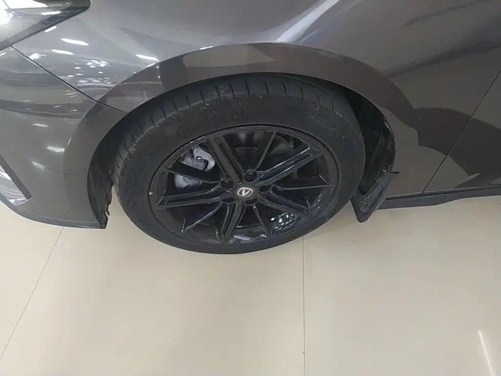 Changan UNI-V iDD — миниатюра 23