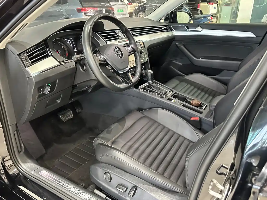 Volkswagen Magotan — миниатюра 3