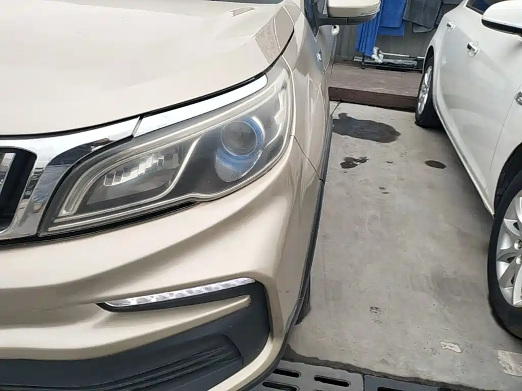 Geely Vision X3 — миниатюра 24