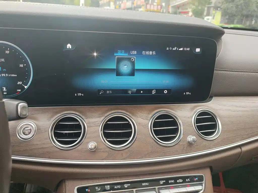 Mercedes-Benz E-Class 2023 Черный из Китая, фото 6