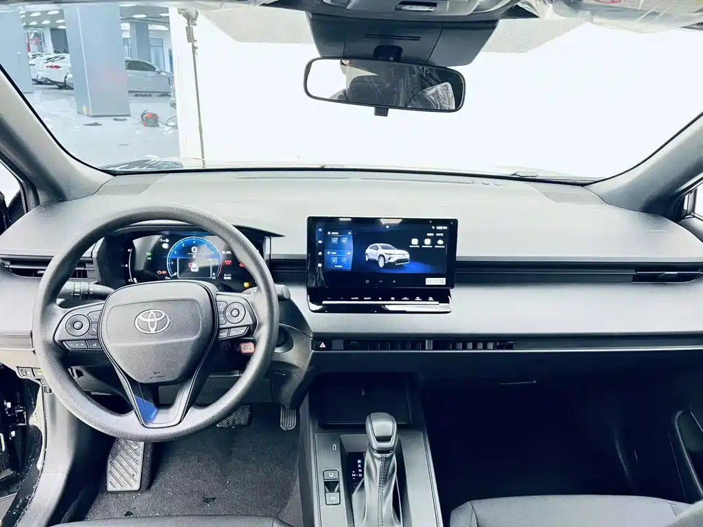 Toyota Corolla Cross — миниатюра 3