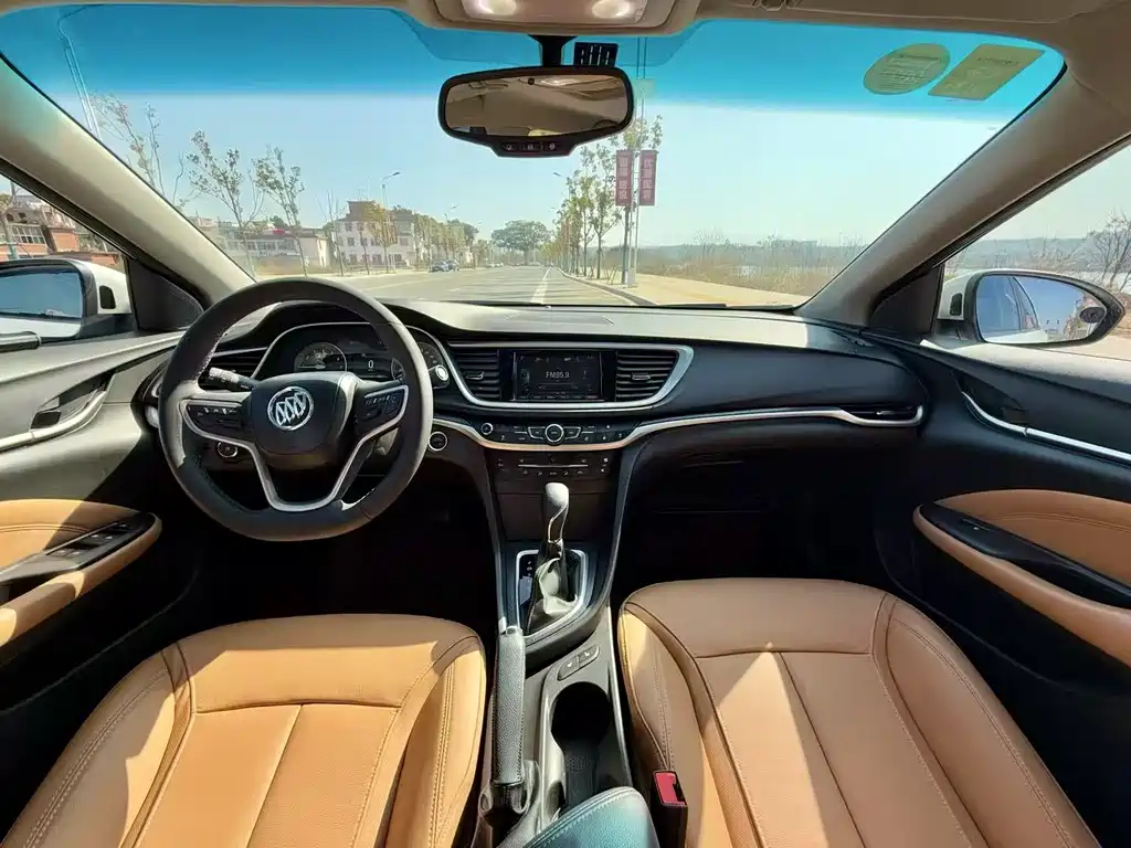 Buick Excelle — миниатюра 5