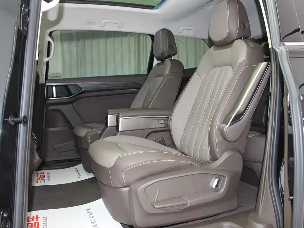Volkswagen Viloran — миниатюра 11