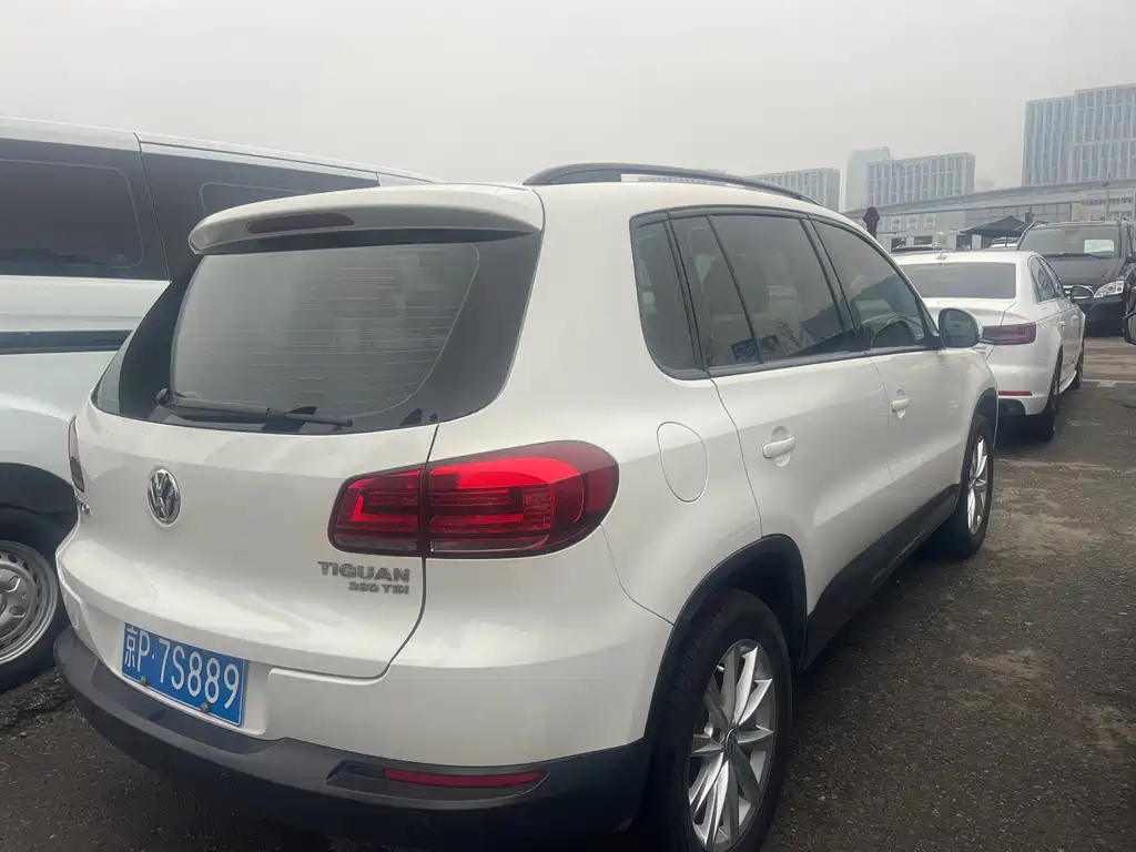 Volkswagen Tiguan 2016 280TSI AT