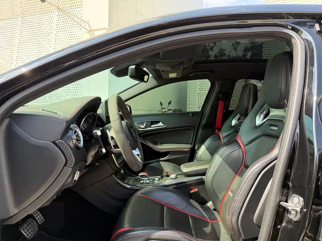 Mercedes-Benz A-Class AMG (Import) — миниатюра 10