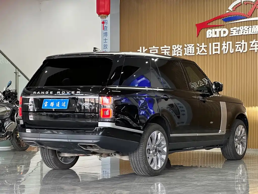 Land Rover Range Rover — миниатюра 6