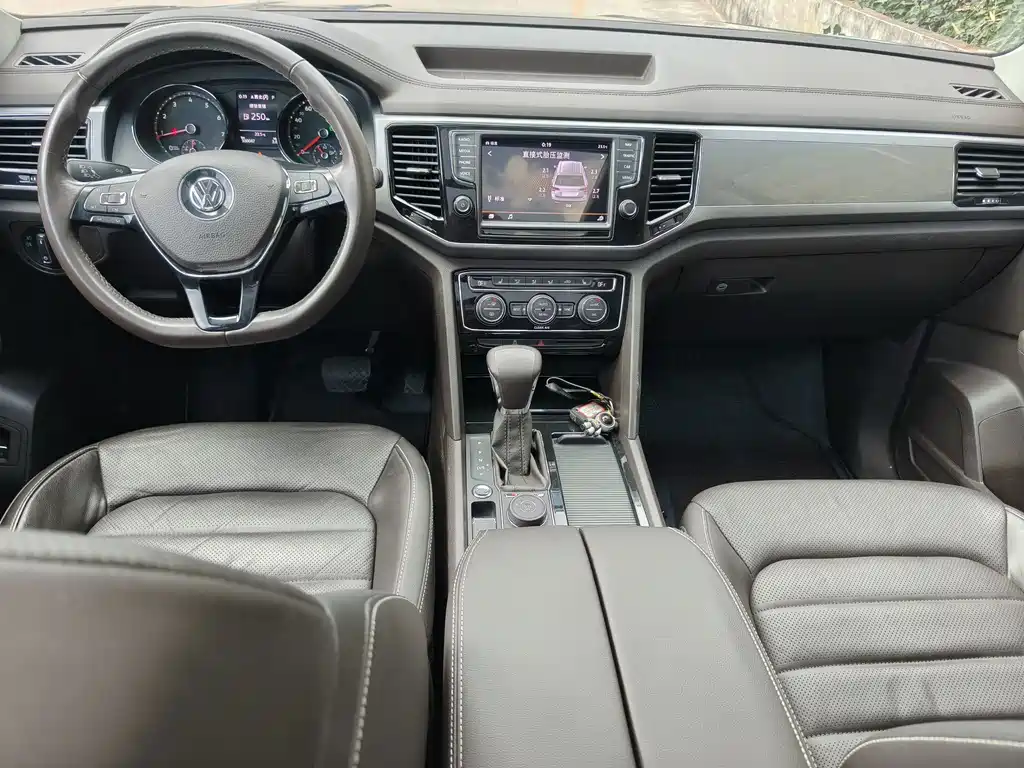 Volkswagen Teramont — миниатюра 10