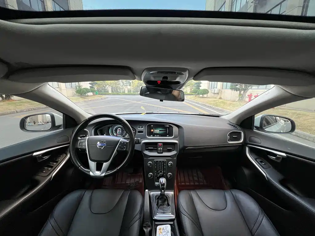 Volvo V40 2015 1.6T