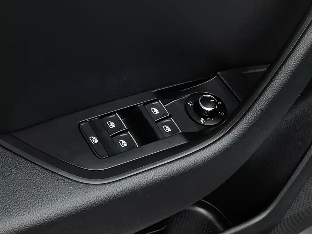 Skoda Superb 2016 TSI330 DSG