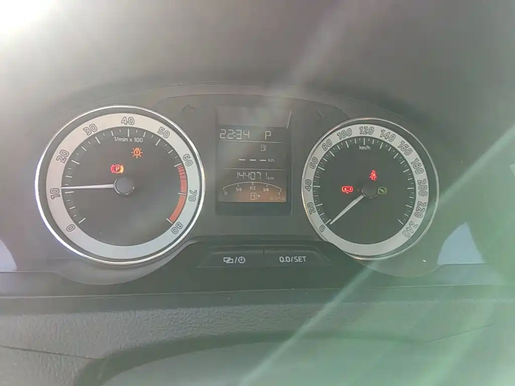 Skoda Rapid — миниатюра 12