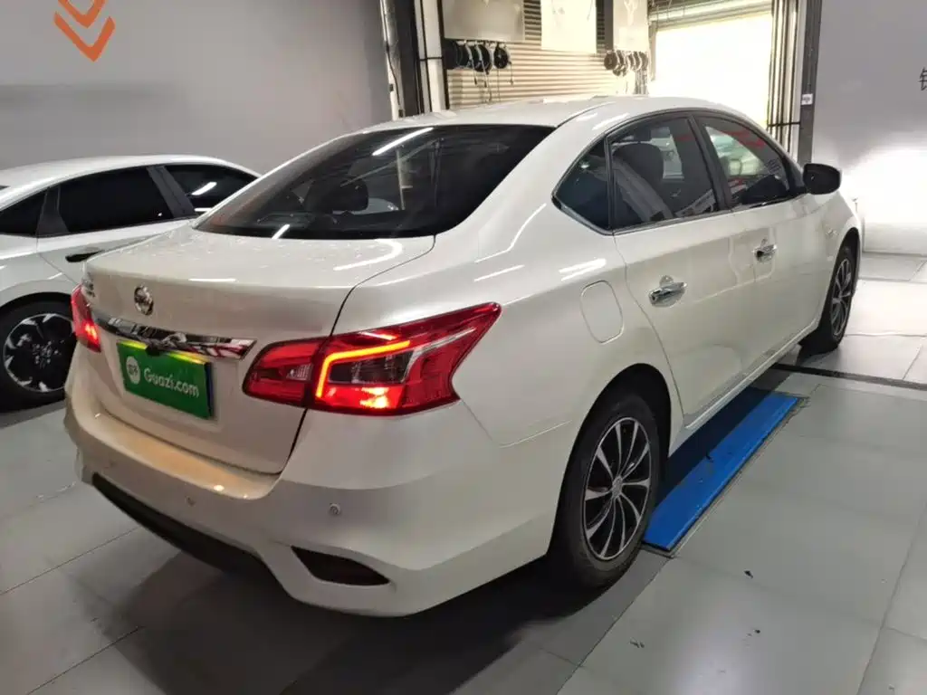 Nissan Sylphy — миниатюра 7