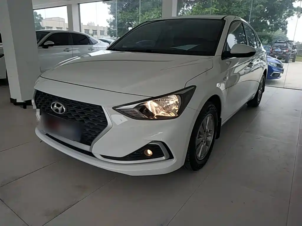 Hyundai Elantra 2019