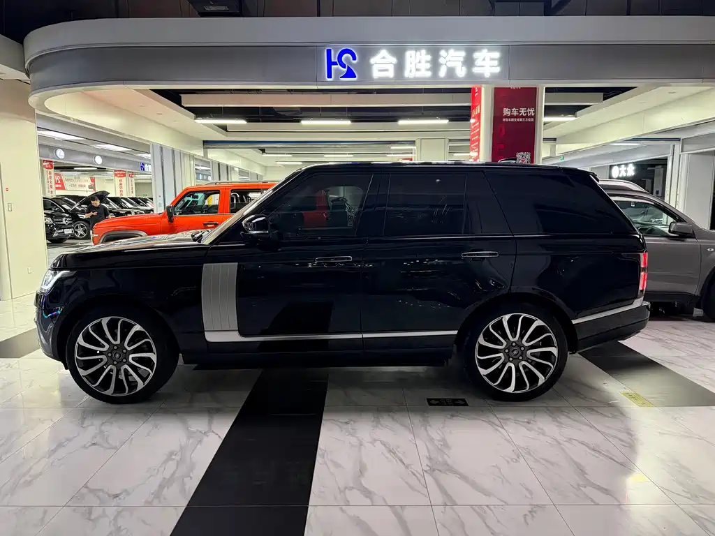 Land Rover Range Rover — миниатюра 5