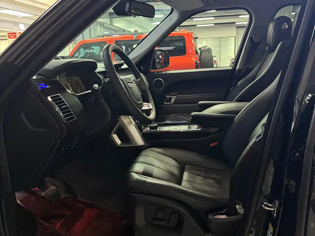 Land Rover Range Rover — миниатюра 10