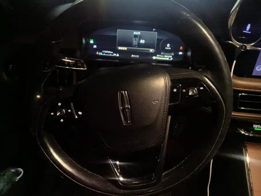 Lincoln Aviator — миниатюра 15