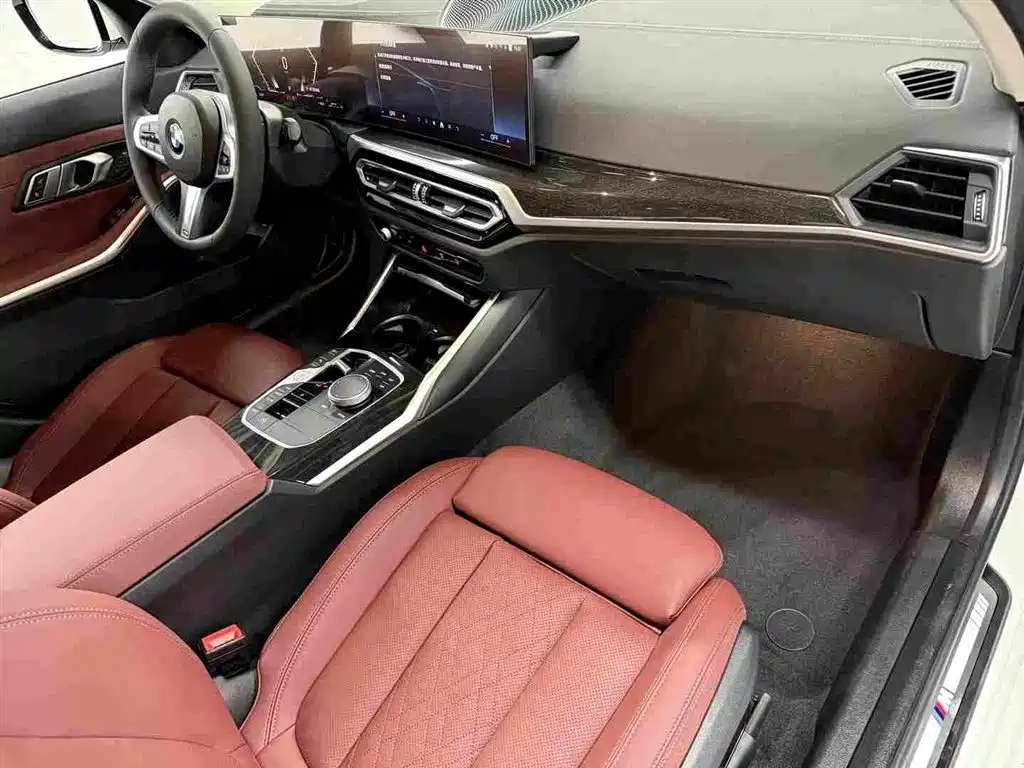 BMW 3 Series — миниатюра 12