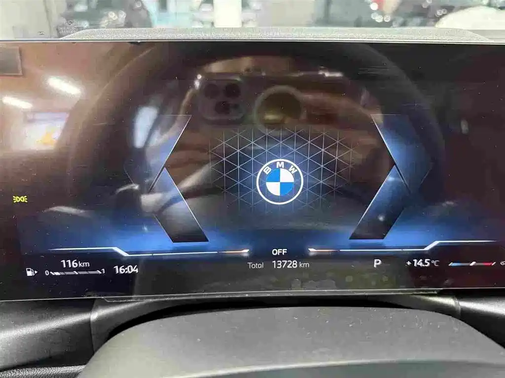 BMW 3 Series — миниатюра 8