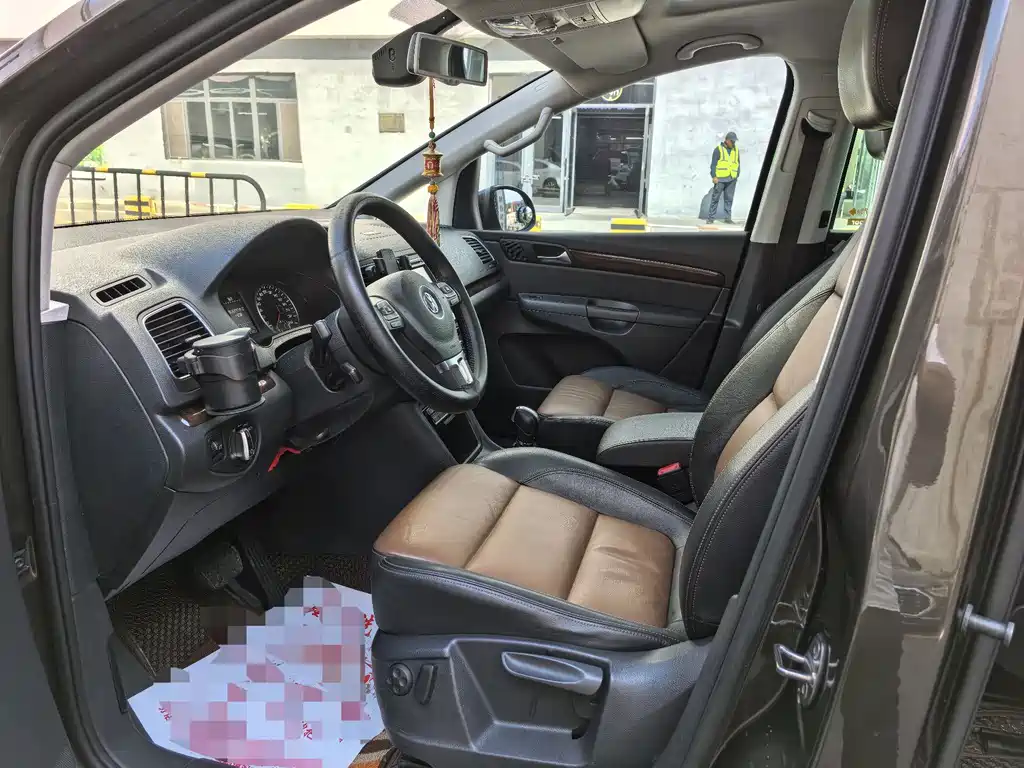 Volkswagen Sharan — миниатюра 9