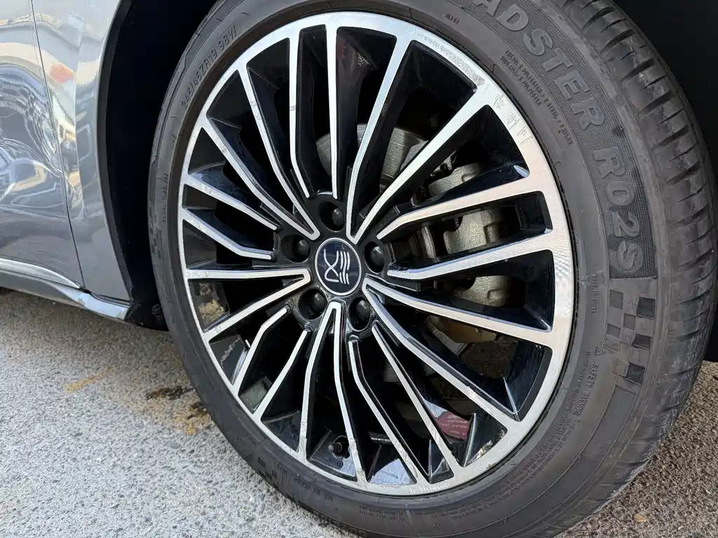 BYD Han — миниатюра 16