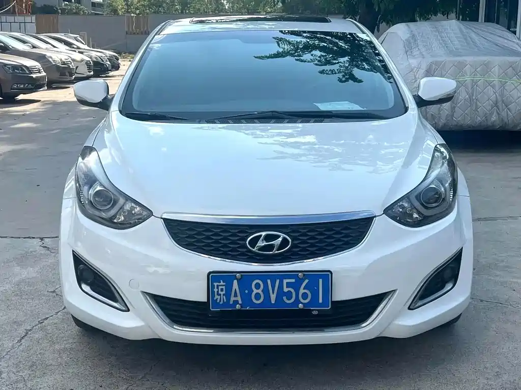 Hyundai Elantra Langdong — миниатюра 2