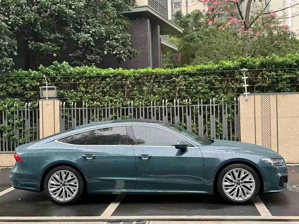 AUDI A7