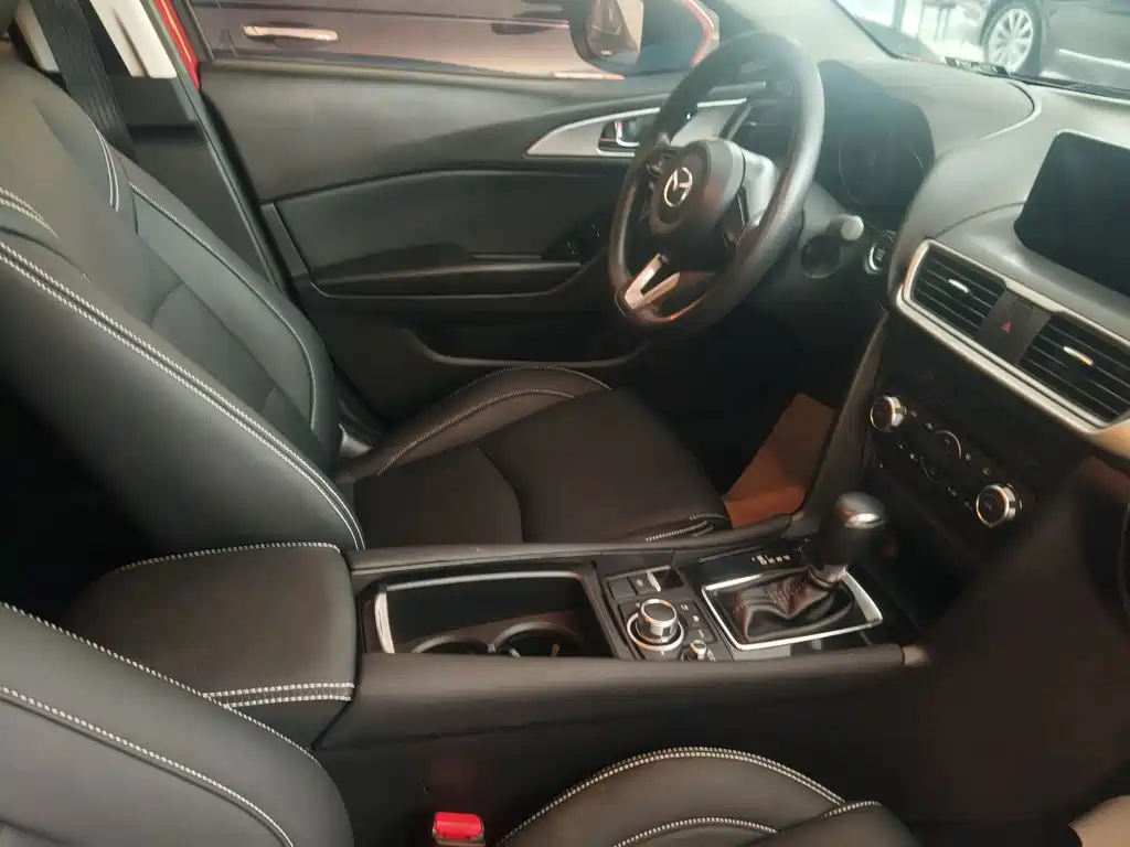 Mazda 3 Axela — миниатюра 5