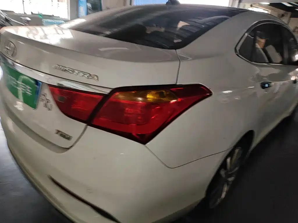 Hyundai Mistra — миниатюра 8
