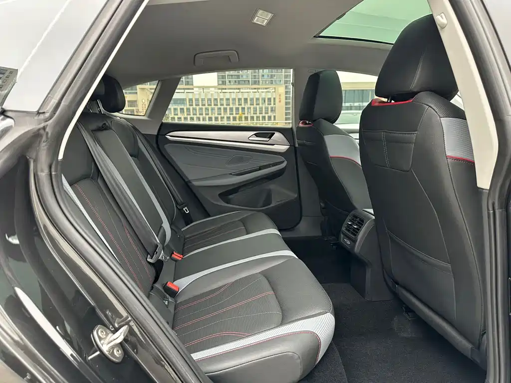 Volkswagen Lamando — миниатюра 18