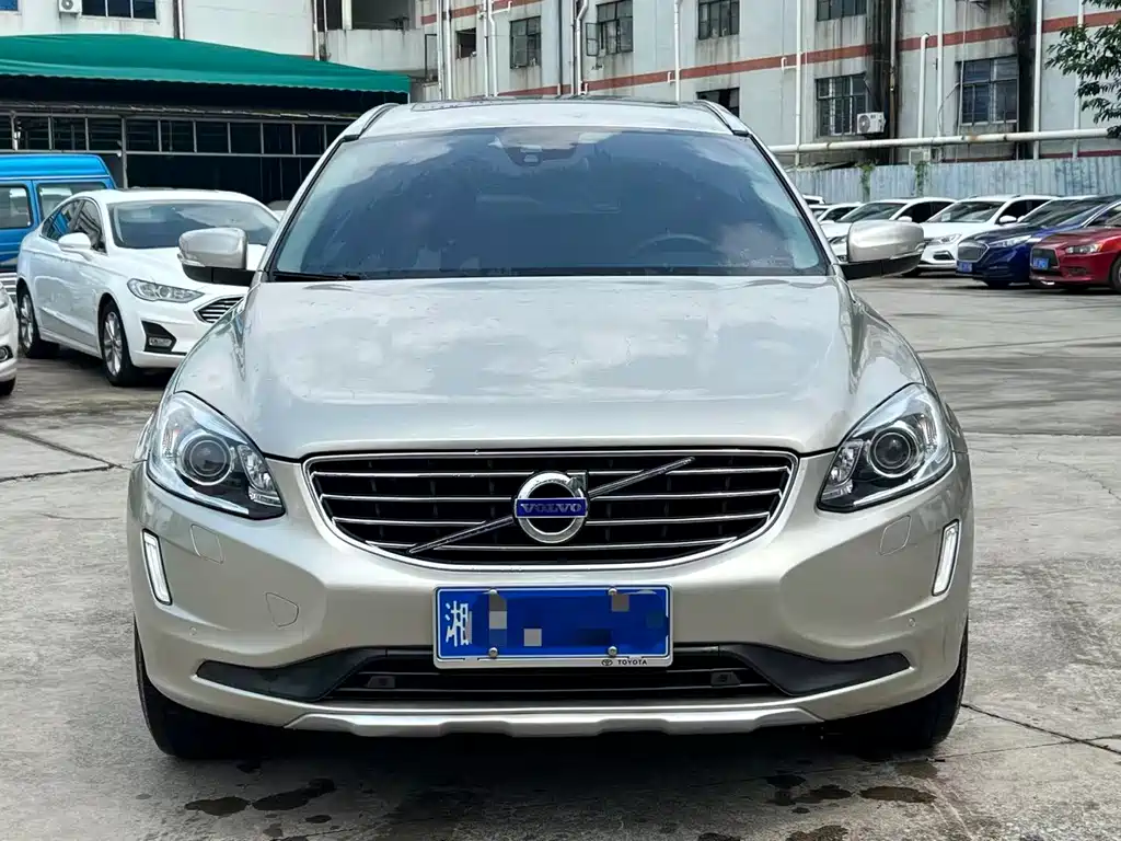 Volvo XC60 — миниатюра 2