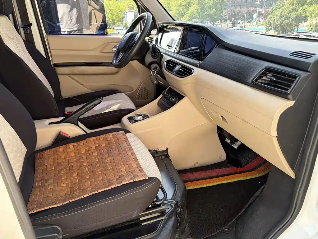 Kuayue Kuayue Star V7 EV — миниатюра 8