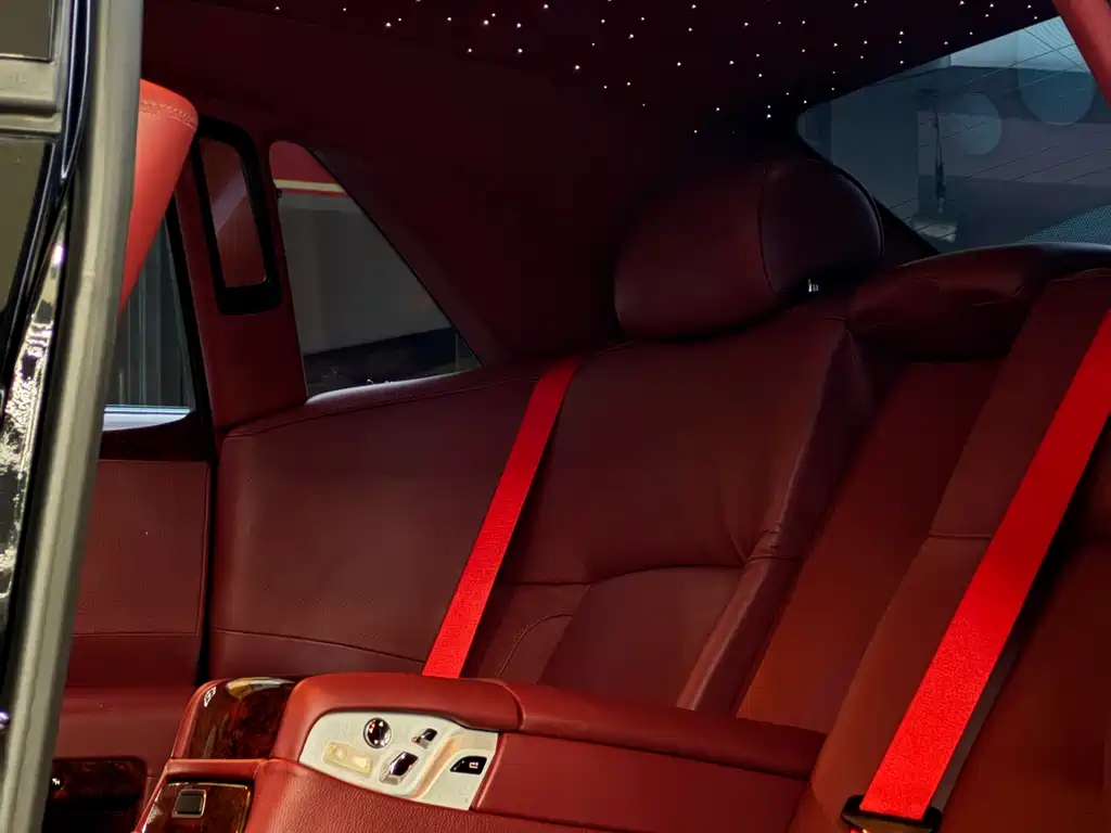 Rolls-Royce Ghost 2010 6.6T Standard
