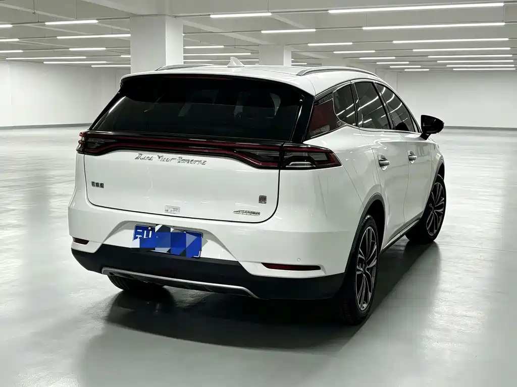 BYD Tang — миниатюра 3