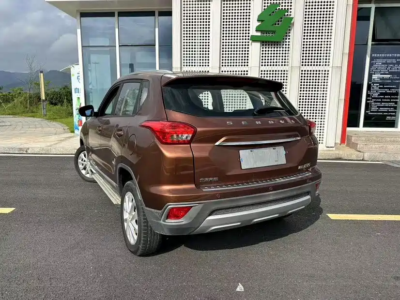 BAIC Senova X35 — миниатюра 5
