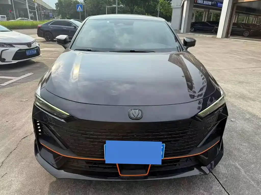 Changan UNI-V — миниатюра 2