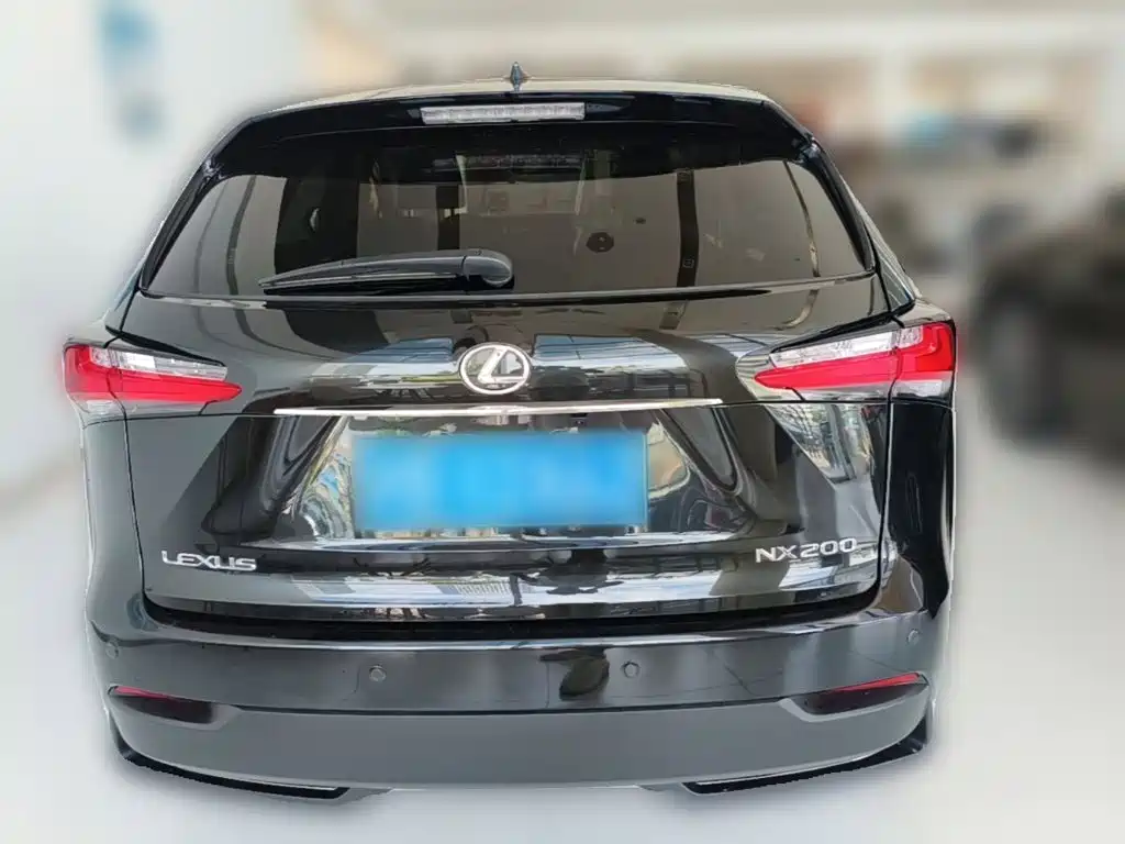 Lexus NX — миниатюра 8