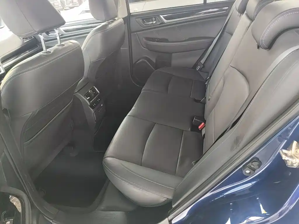 Subaru Legacy — миниатюра 17